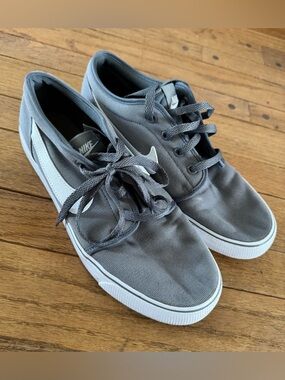 Nike Toki Low Textile